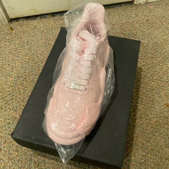 Giuseppe - Picture 3 of 3